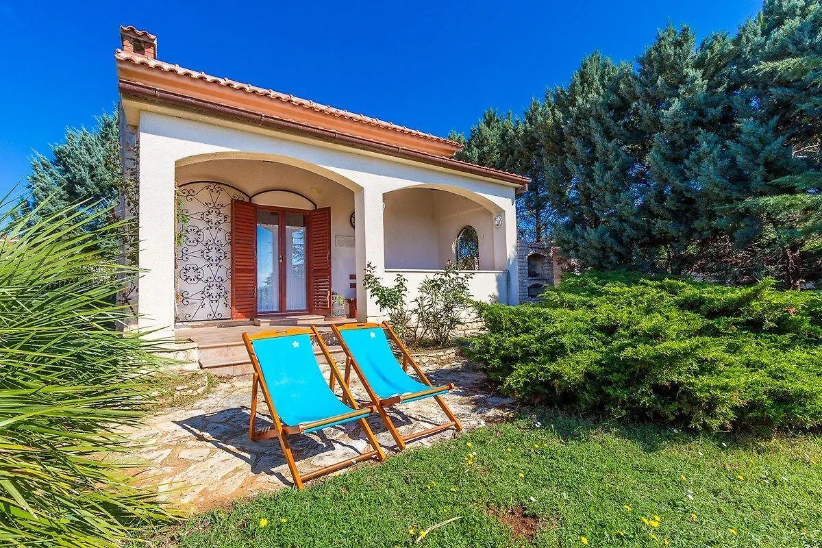 Holiday Home Ondina Medulin
