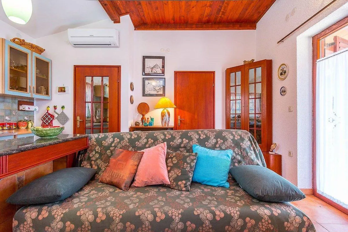 Holiday Home Ondina Medulin